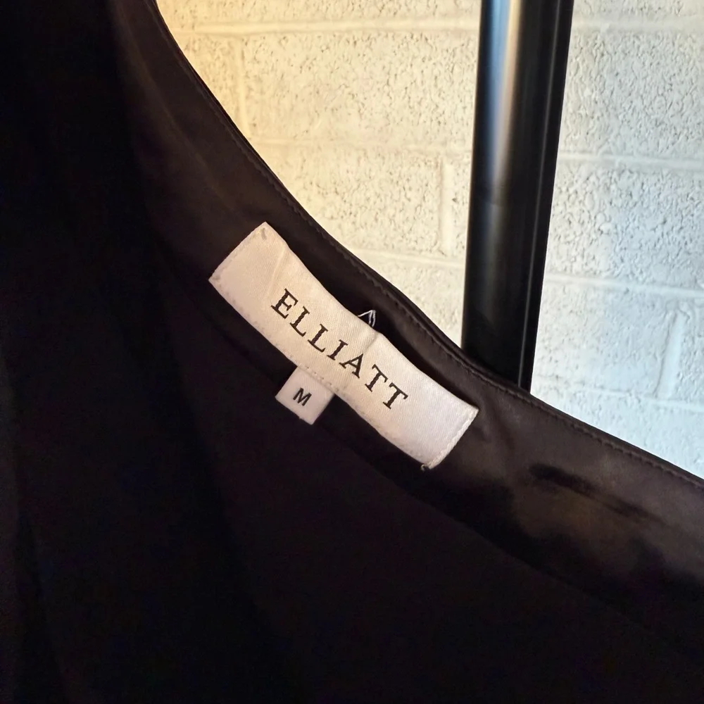 Elliatt Black Satin One-Shoulder Dress - Picture 6 of 8
